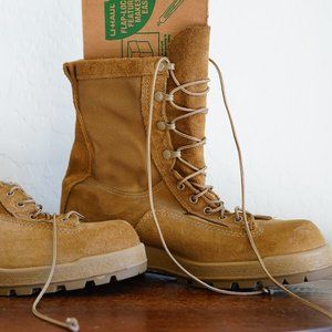 NWOT Army Combat Boots Men Size 9W (Size 9 Wide)